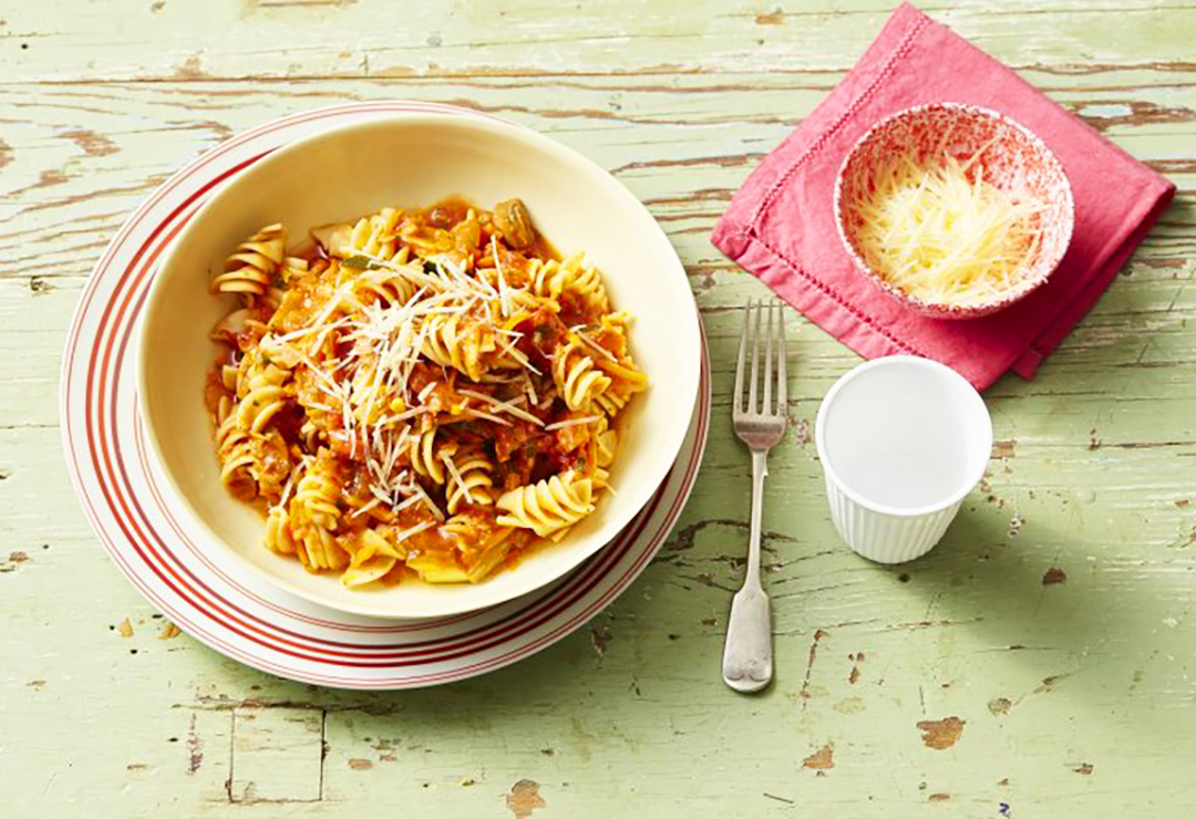 Lentil Napoletana pasta twists