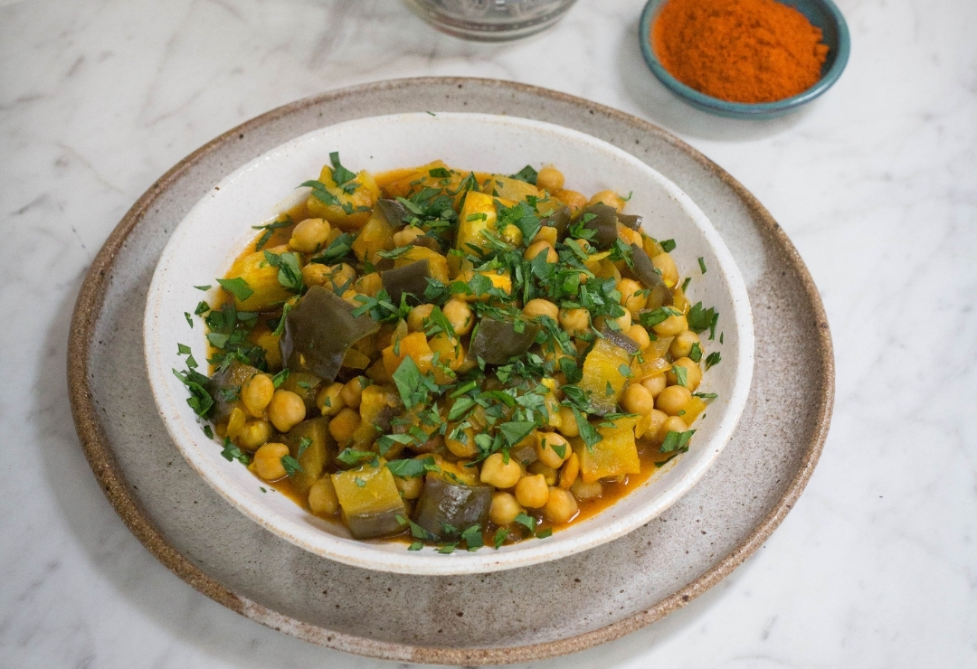 Easy eggplant and chickpea curry
